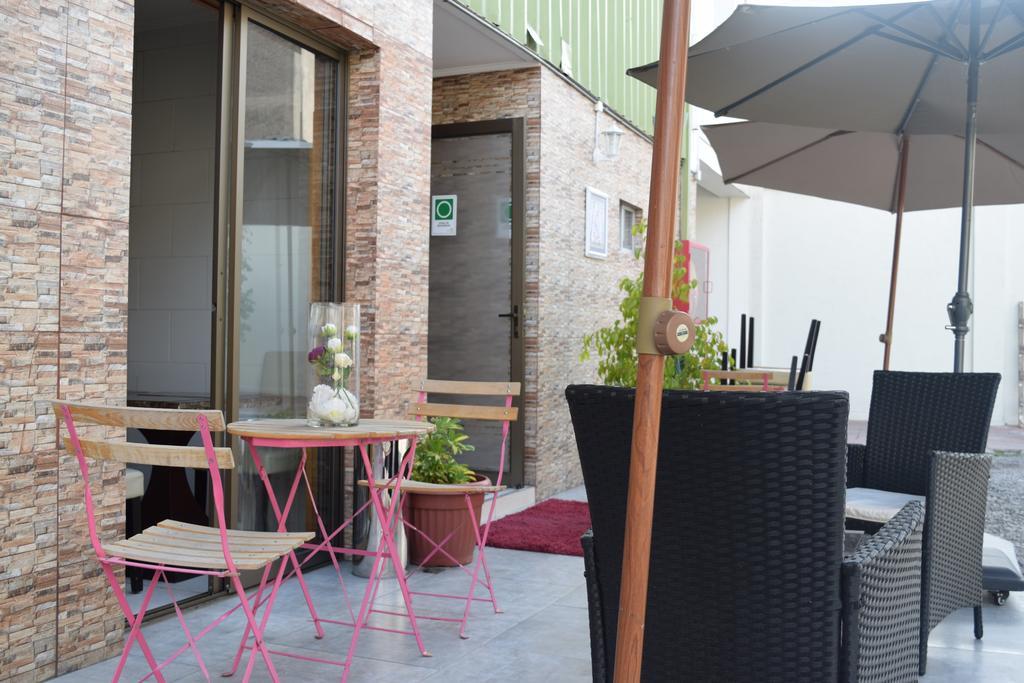 Cosmopolita Hostel Santiago Buitenkant foto